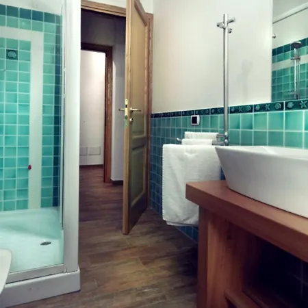 بيت ضيافة Rena Bianca By La Contessa سانتا تيريزا غالّورا